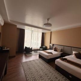 Tara Haven Hotel,位于Yuwak的酒店