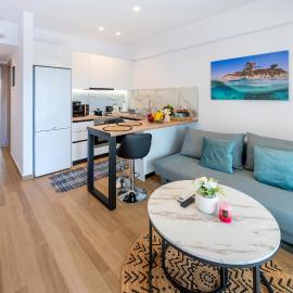 Odaria Premium Apartments，位于兰皮的酒店