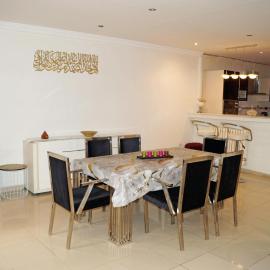 Duplex T3 résidence Djnen el Bey，位于安纳巴的酒店