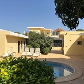 Villa & Appartement Du Soleil Ngaparou，位于恩加帕鲁的酒店