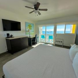Hotel Playa Bonita Resort，位于佩尼亚斯科港的酒店