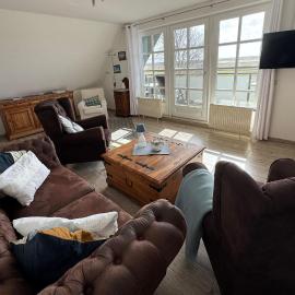 Ferienwohnung Leuchtturmblick，位于佩尔沃姆的酒店