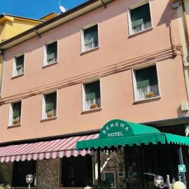 Hotel Serena,位于廖洛泰尔梅的酒店