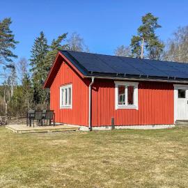 Amazing Home In Kulltorp With Wifi，位于Kulltorp的酒店