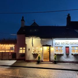 The Old Royal George Inn，位于诺斯阿勒顿的酒店