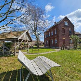 Das alte Herrenhaus auf dem Bio-Bauernhof