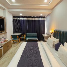 Hotel Sagar International，位于杜尔格的酒店