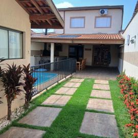 Casa com piscina, Area Gourmet, 8 Pessoas, Taubaté，位于陶巴特的酒店