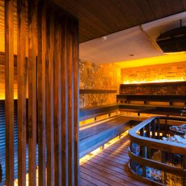 OND HOTEL（オンドホテル），位于武雄市的酒店