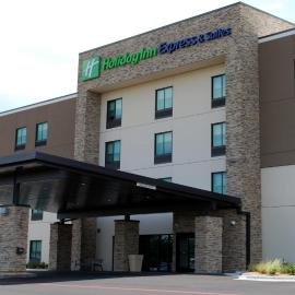 Holiday Inn Express & Suites White Hall by IHG，位于White Hall的酒店