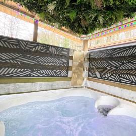 Magpie 5 Hot Tub HuntersMoon-Warminster-Bath-Wiltshire
