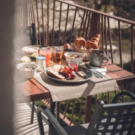 Maison Jenny Hotel Restaurant & Spa，位于阿让塔勒勒巴的酒店