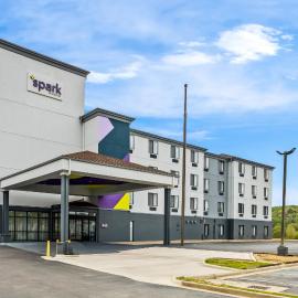 Spark by Hilton Pelham Birmingham I 65，位于佩勒姆的酒店