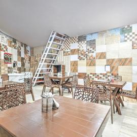 SPOT ON Royal King Guest House，位于罗塔克的酒店