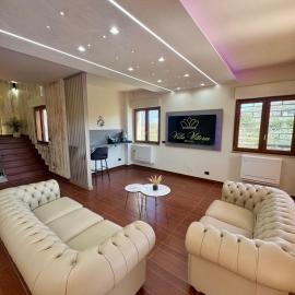 Villa Vittoria Relais，位于韦诺萨的酒店
