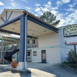 Garden Inn & Suites，位于罗马的酒店