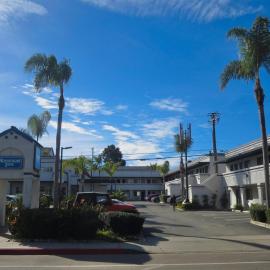 Rodeway Inn Encinitas North，位于恩西尼塔斯的酒店