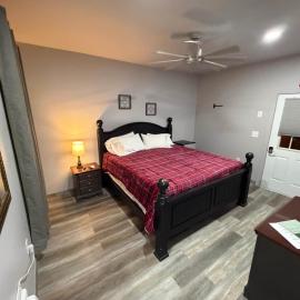 Germantown Inn & Lounge，位于赫曼的酒店