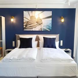 NOX HOTEL - Digital-Check-In - No Reception - nahe Bretten & Karlsruhe - 2 Nautic，位于Wössingen的酒店