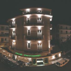Il Cantagalli，位于拉默齐亚泰尔默的酒店