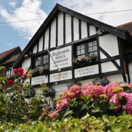 The Inglenook Hotel，位于博格诺里吉斯的酒店