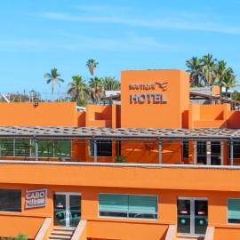 Hotel Boutique Plaza Doradas，位于圣何塞德尔卡沃的酒店