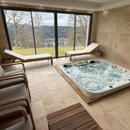 La Rose du Lac Hôtel Appart'，位于Coucouron的酒店
