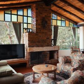 Hotel Rokas de Suesca，位于苏埃斯卡的酒店
