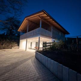 Brunner Alm，位于Obertaufkirchen的酒店