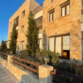 Daniel's Hotel Apartments，位于帕福斯的酒店