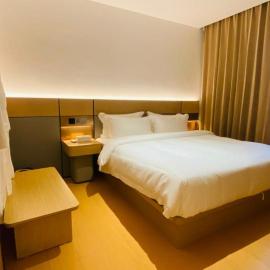 All Seasons Hôtel Abidjan，位于Diamlinjé的酒店
