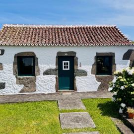 Casa da Serreta by PontaNegraAzores，位于Serreta的酒店