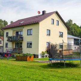Haus Heidi mit Balkon，位于莫斯巴赫的酒店