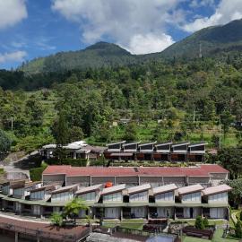Pondok Wisata & Villa Umbul Sidomukti，位于Gebugan的酒店