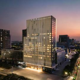 JI Hotel Guangzhou South Railway Station East Square,位于广州的酒店
