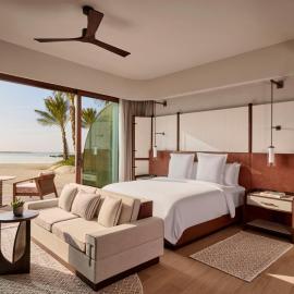 Four Seasons Resort and Residences Red Sea at Shura Island，位于Ḩanak的酒店