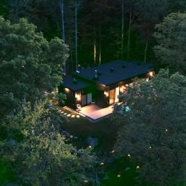 DAX HOUSE Stunning Mont-Tremblant Getaway Retreat，位于La Conception的酒店