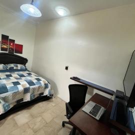 Full Independent Executive Room 2，位于瓜亚基尔的酒店