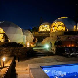 Los Domecitos - Geodesic Dome Retreat，位于罗斯巴利勒斯的酒店