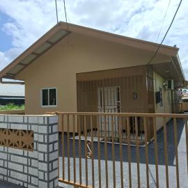 Zara Appartement，位于帕拉马里博的酒店