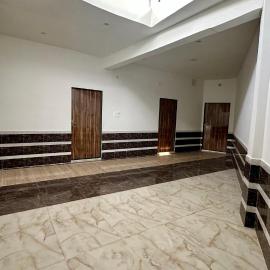 Anmol Hotel And Restaurant，位于Chandausi的酒店