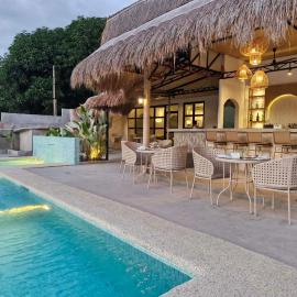 Villa Alessandra Homestay，位于莫阿尔博阿的酒店
