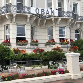 Oban Hotel,位于伊斯特布恩的酒店