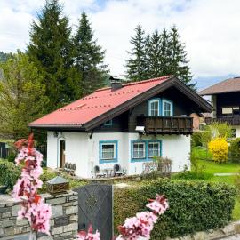 Rosis Cottage，位于利恩茨的酒店