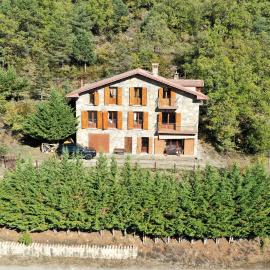 Casa Rural Uria，位于加文的酒店