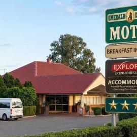 Emerald Explorers Inn，位于埃默拉尔德的酒店