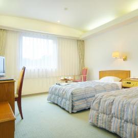 New Royal Hotel Shimanto，位于四万十市的酒店