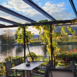 Hotel Haus Burg Metternich，位于拜尔施泰因的酒店
