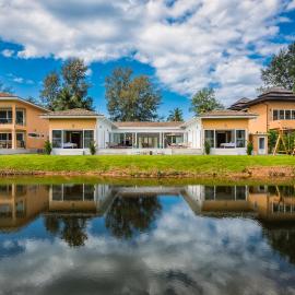Sunset Emily Villas & Rooms，位于象岛的酒店