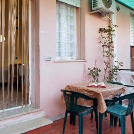 Monolocale La Pineta 46，位于阿尔本加的酒店